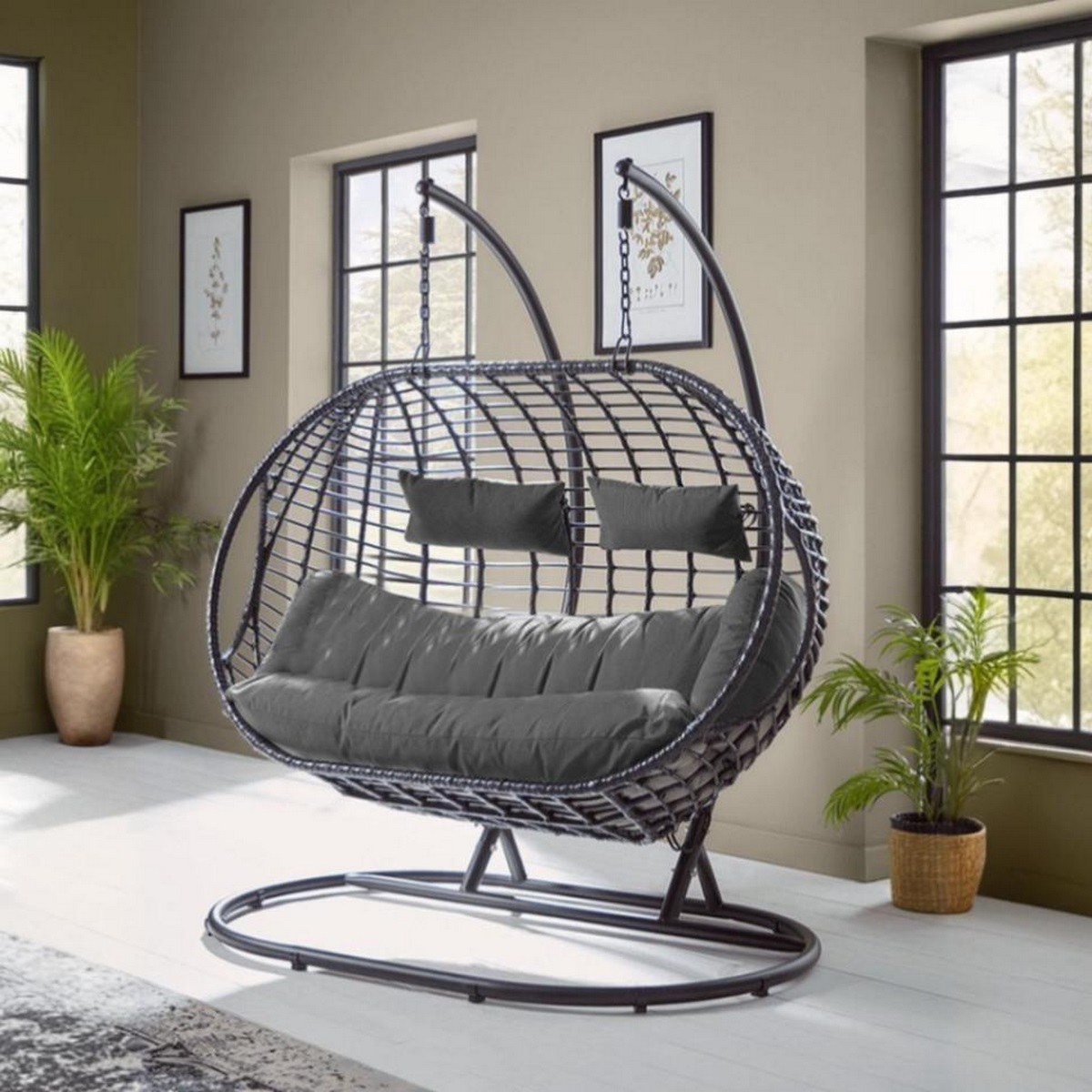 Double Rattan Swing - Black مرجيحة منزلية أنيقة من رتان وأسود فاخر – استرخاء وأناقة من Shamasy - الصورة 1