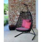 مرجيحة بلكونه رتان أسود أنيق ومتين بتصميم عصري مريح