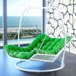 مرجيحه كرسي رتان أبيض بخامة جاكور بتصميم فاخر للحدائق