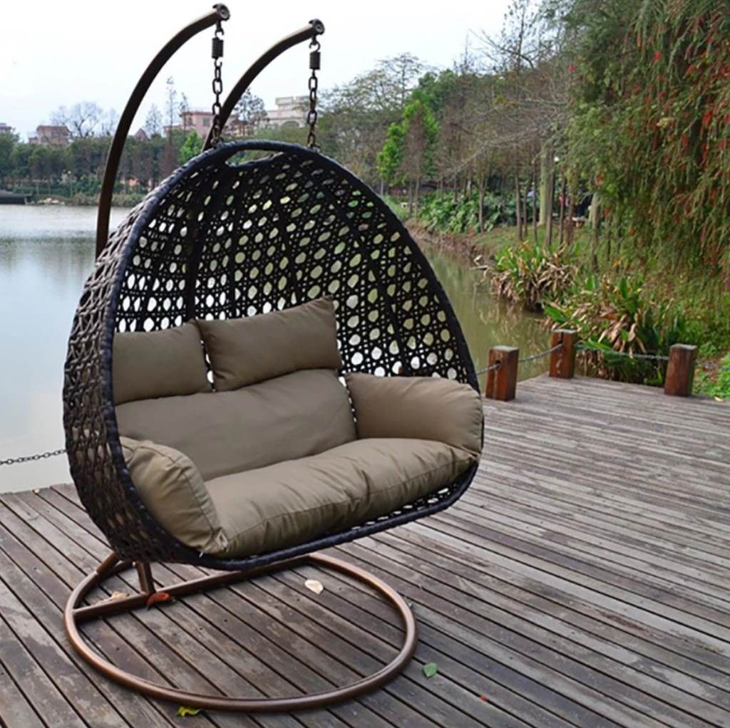 Hanging chair مرجيحة بلكونه أنيقة من رتان بلاستيك – استرخاء وراحة في كل لحظة - الصورة 1