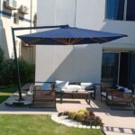 شمسية كانتليفر معدنية HDPE أنيقة للمساحات الخارجية | شمسيات حدائق فاخرة