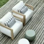 كراسي حديقة خشب موسكي بتصميم مودرن أنيق