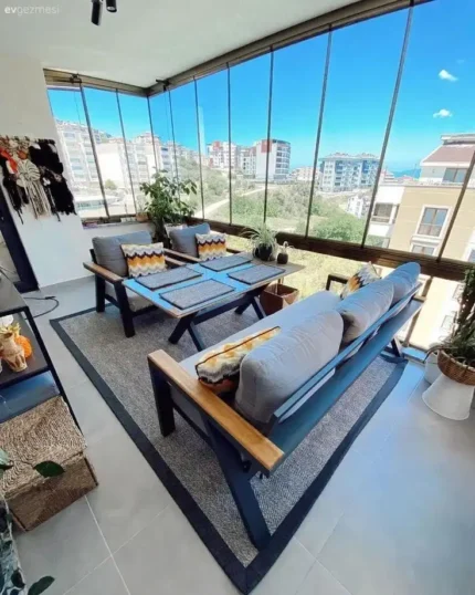 كراسي بلكونة طقم جلوس خارجي معدني مع وسائد ملونة وعصرية