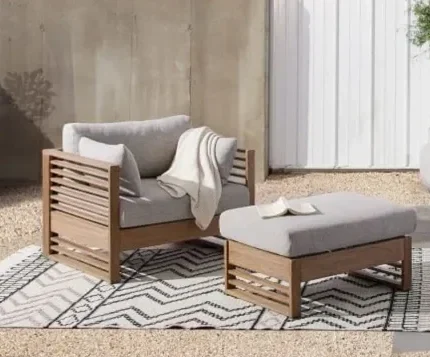 كراسي حديقة خشب طبيعي مع بوف بتصميم عصري مريح