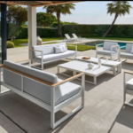جلسات حدائق خارجية رمادي فاتح من طقم اثاث خارجي معدني أنيق ومتين