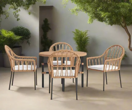 كراسي سفرة مودرن طقم رتان بيج مع ترابيزة أنيقة مقاومة للصدأ